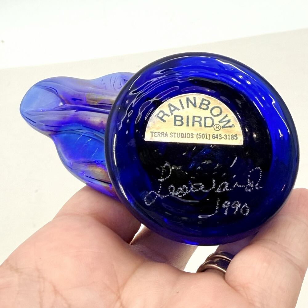 Signed Handblown Leo Ward 1990 Rainbow Bird Carnival Glass Figurine - Picture 8 of 9